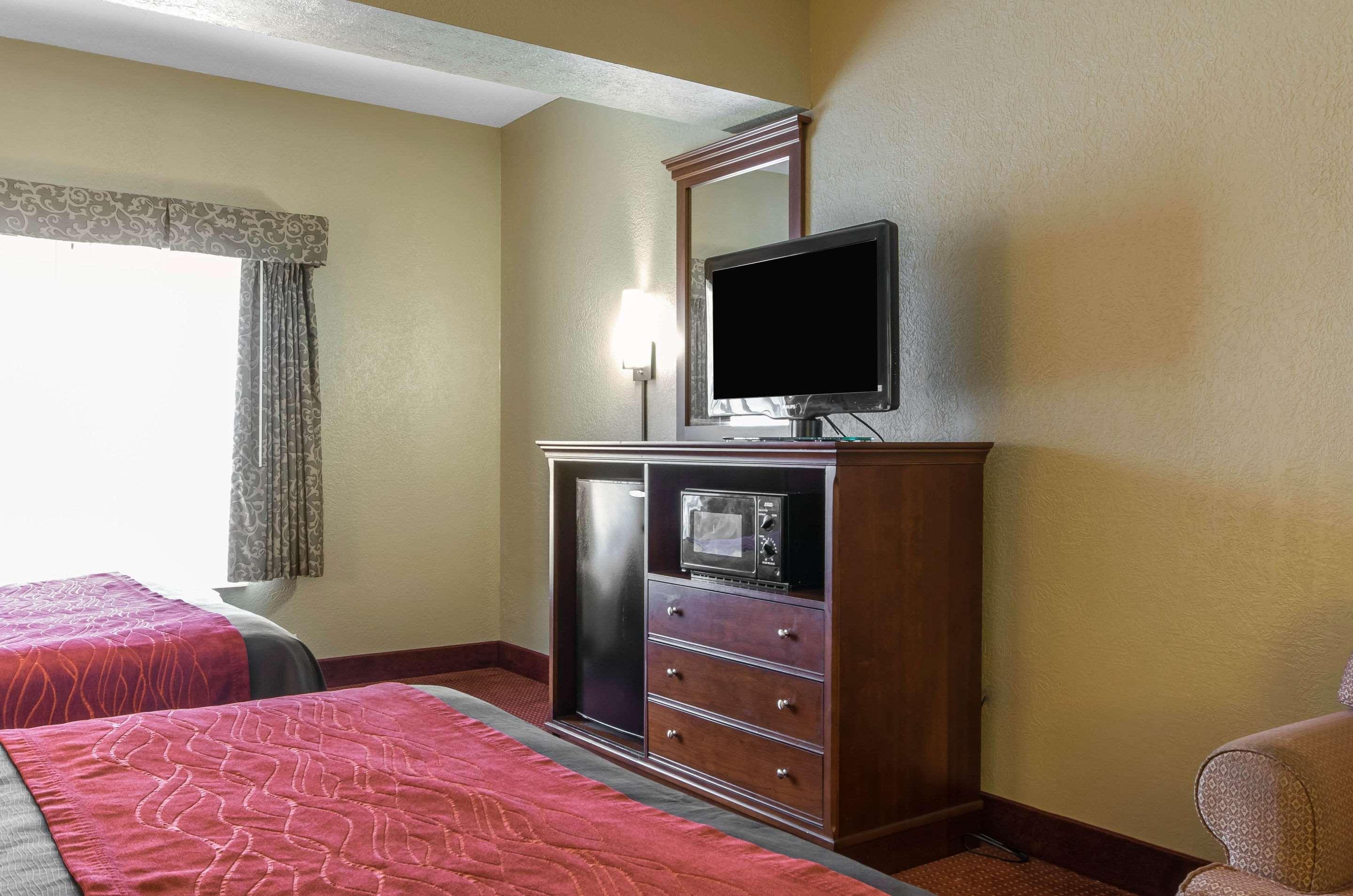 Comfort Inn & Suites Morehead Exterior photo